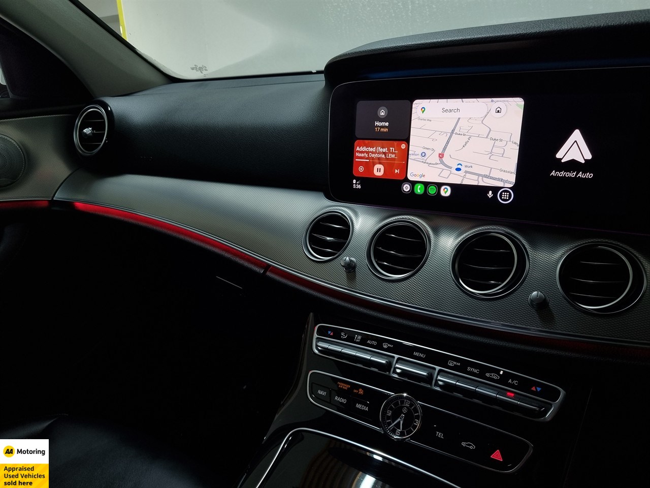 2019 Mercedes-Benz E 200