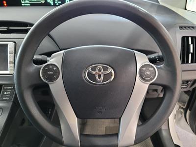 2012 Toyota Prius - Thumbnail