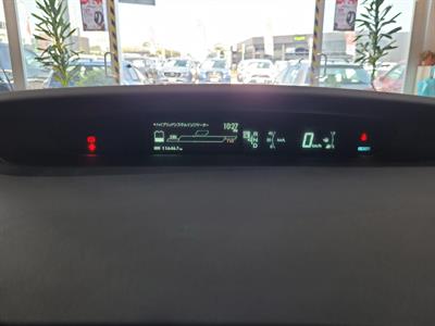 2012 Toyota Prius - Thumbnail