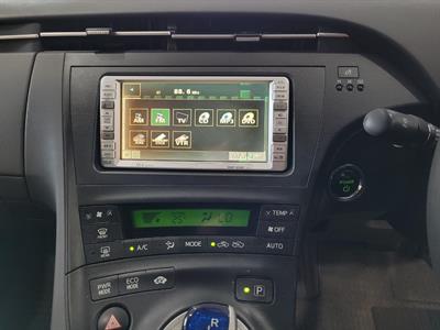 2012 Toyota Prius - Thumbnail