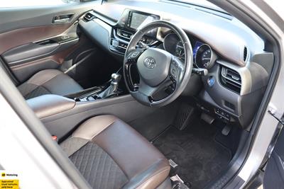 2018 Toyota C-HR - Thumbnail