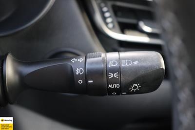 2018 Toyota C-HR - Thumbnail