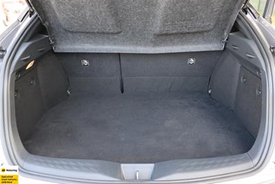 2018 Toyota C-HR - Thumbnail