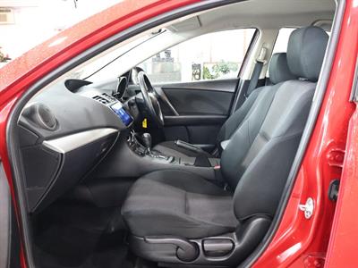 2013 Mazda Axela - Thumbnail