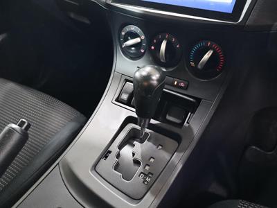 2013 Mazda Axela - Thumbnail
