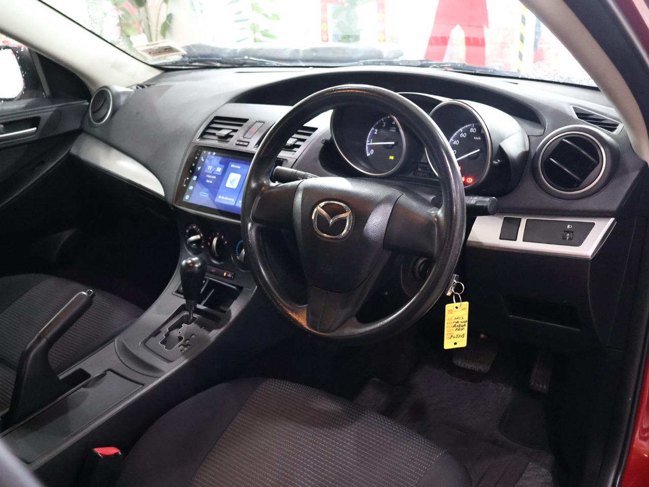2013 Mazda Axela