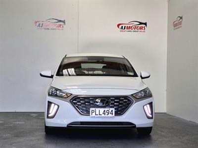 2022 Hyundai IONIQ - Thumbnail