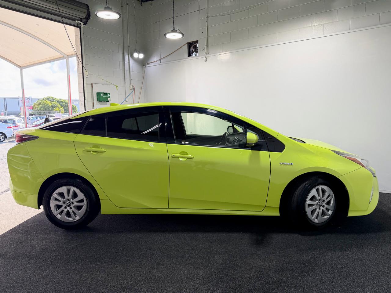 2016 Toyota Prius
