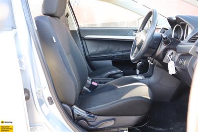 2015 Mitsubishi Lancer - Thumbnail