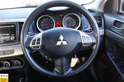 2015 Mitsubishi Lancer - Thumbnail