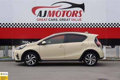 2017 Toyota Aqua - Thumbnail