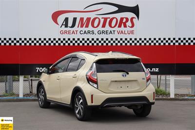 2017 Toyota Aqua - Thumbnail