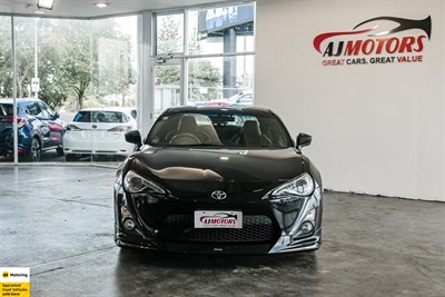 2015 Toyota 86 - Thumbnail