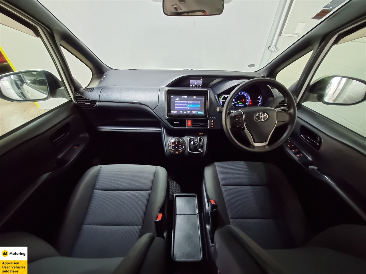 2015 Toyota Noah