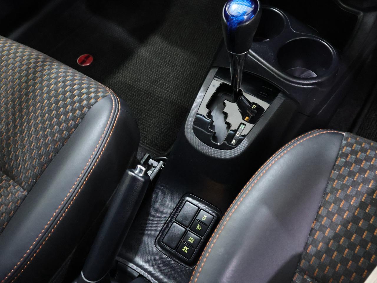 2015 Toyota Aqua