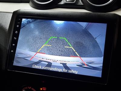 2022 Suzuki Swift - Thumbnail