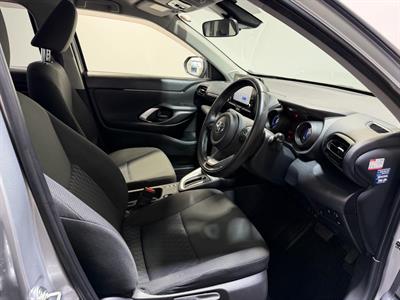 2021 Toyota YARIS CROSS - Thumbnail