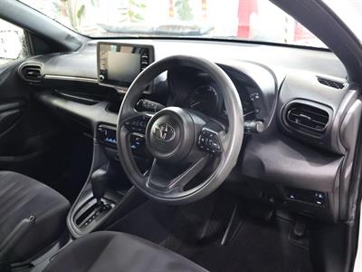 2021 Toyota Yaris - Thumbnail