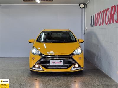 2014 Toyota Aqua - Thumbnail