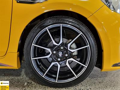 2014 Toyota Aqua - Thumbnail