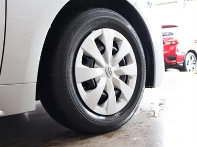 2020 Toyota Corolla - Thumbnail