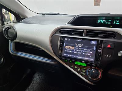 2013 Toyota Aqua - Thumbnail