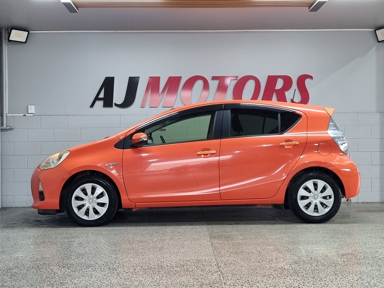 2013 Toyota Aqua