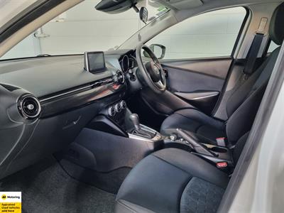 2015 Mazda Demio - Thumbnail