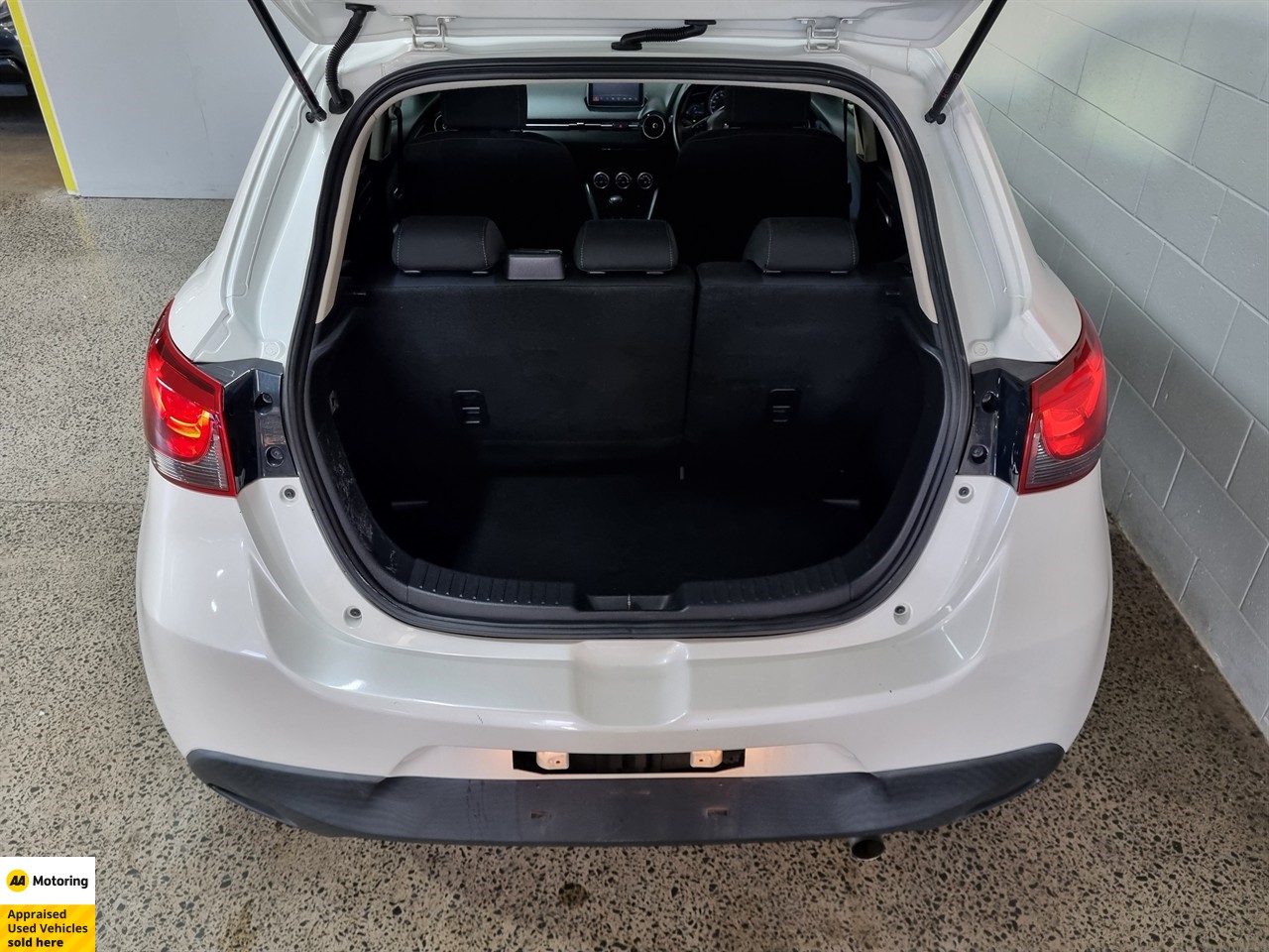2015 Mazda Demio