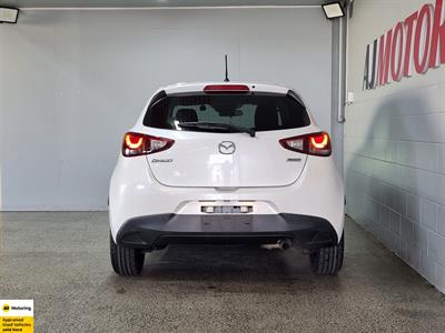 2015 Mazda Demio - Thumbnail