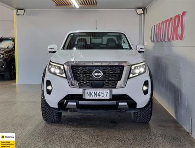 2021 Nissan Navara - Thumbnail