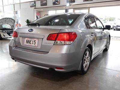 2009 Subaru Legacy - Thumbnail