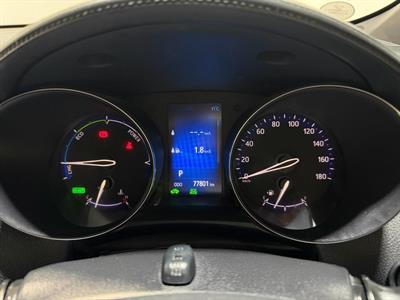 2017 Toyota C-HR - Thumbnail