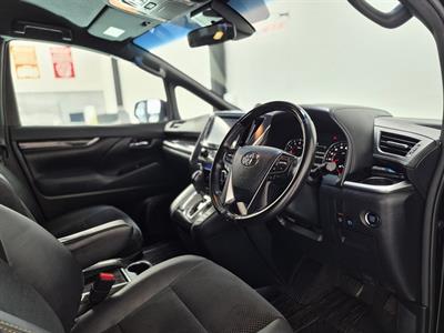 2020 Toyota Alphard - Thumbnail