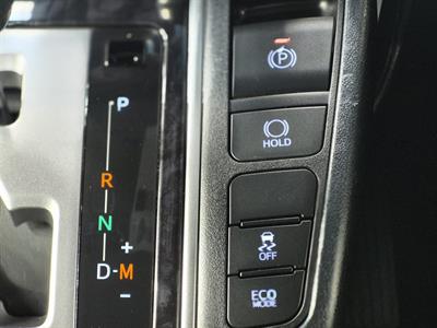 2020 Toyota Alphard - Thumbnail