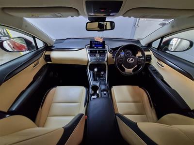 2015 Lexus NX 300h - Thumbnail
