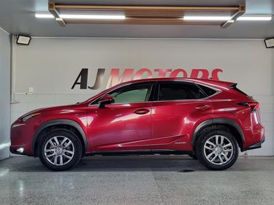 2015 Lexus NX 300h - Thumbnail