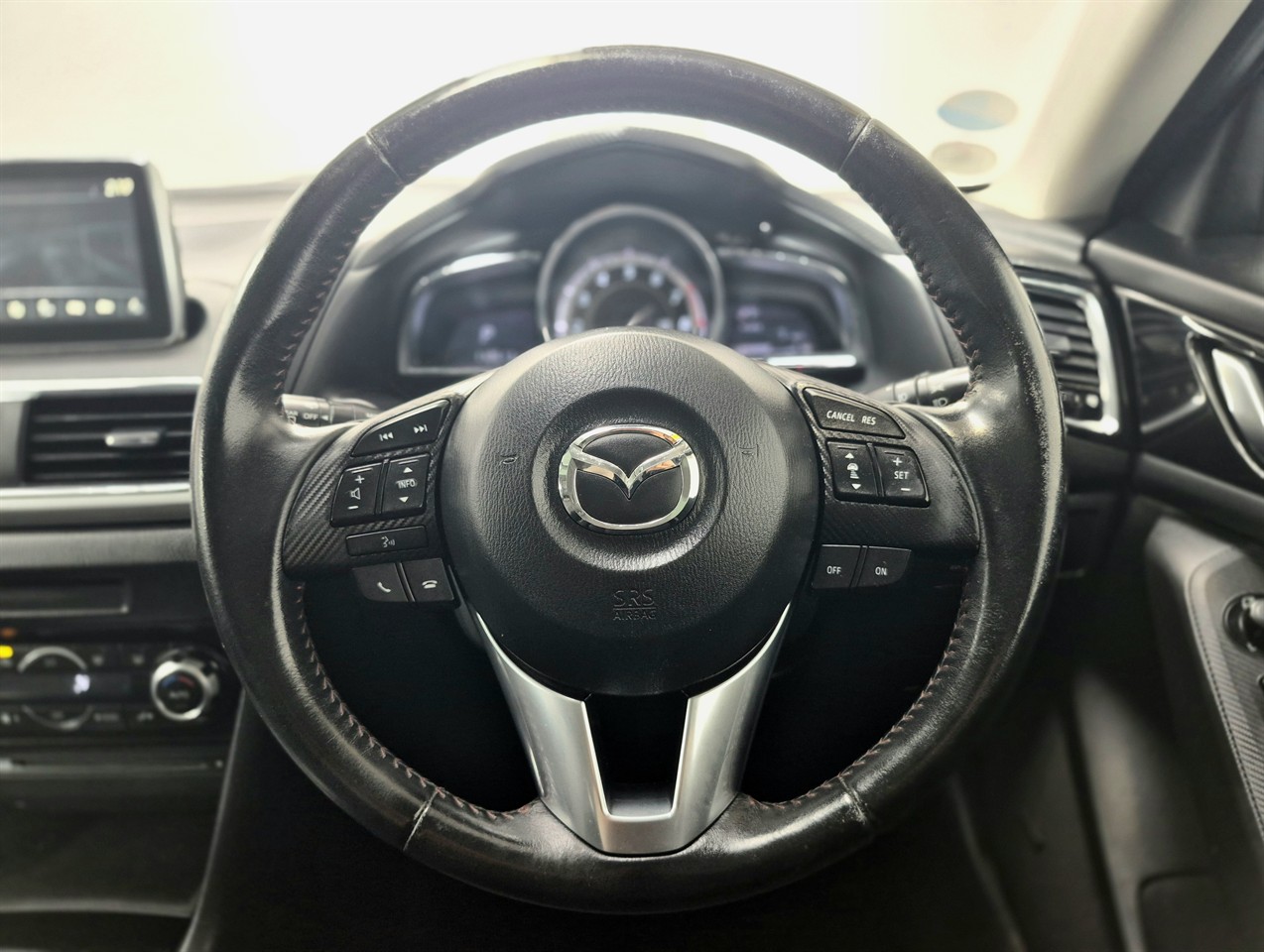 2014 Mazda Axela