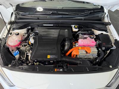2022 Hyundai IONIQ - Thumbnail