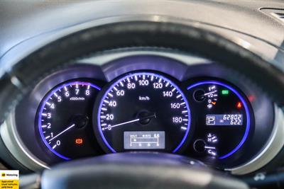 2010 Nissan Elgrand - Thumbnail