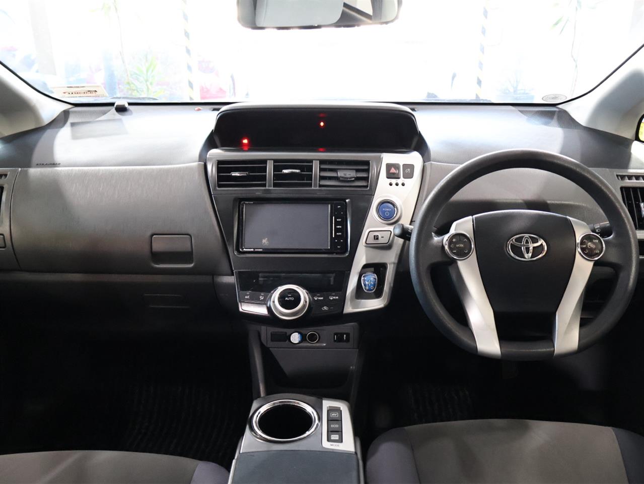 2012 Toyota Prius Alpha