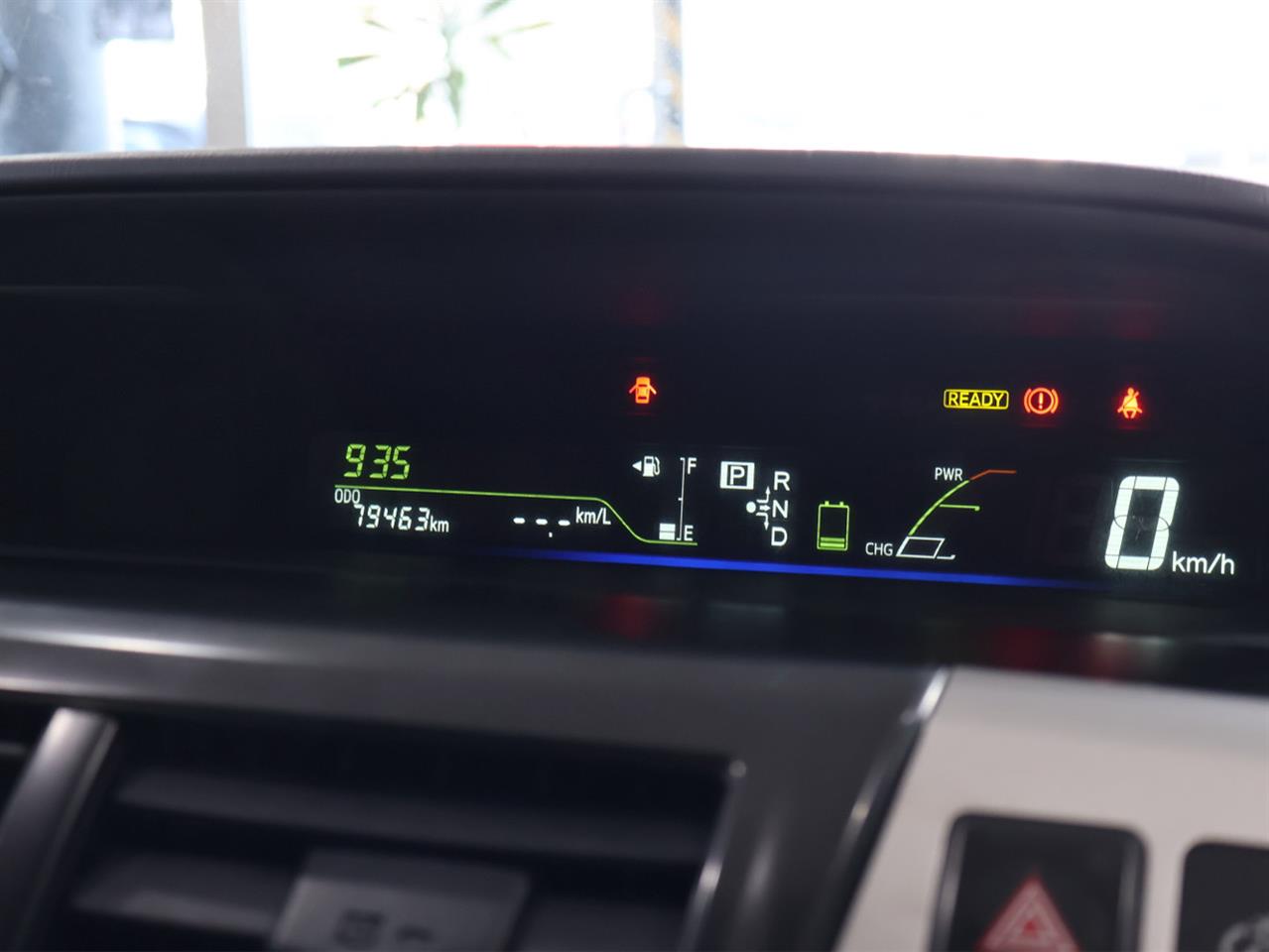 2012 Toyota Prius Alpha