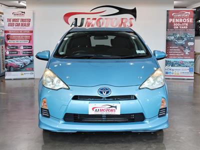 2012 Toyota Aqua - Thumbnail
