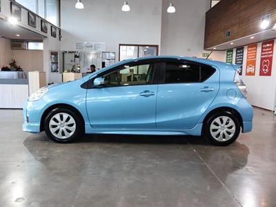 2012 Toyota Aqua - Thumbnail