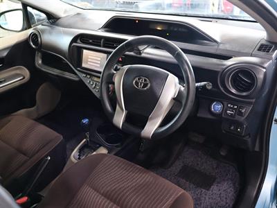 2012 Toyota Aqua - Thumbnail