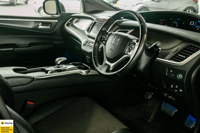 2015 Honda Jade - Thumbnail