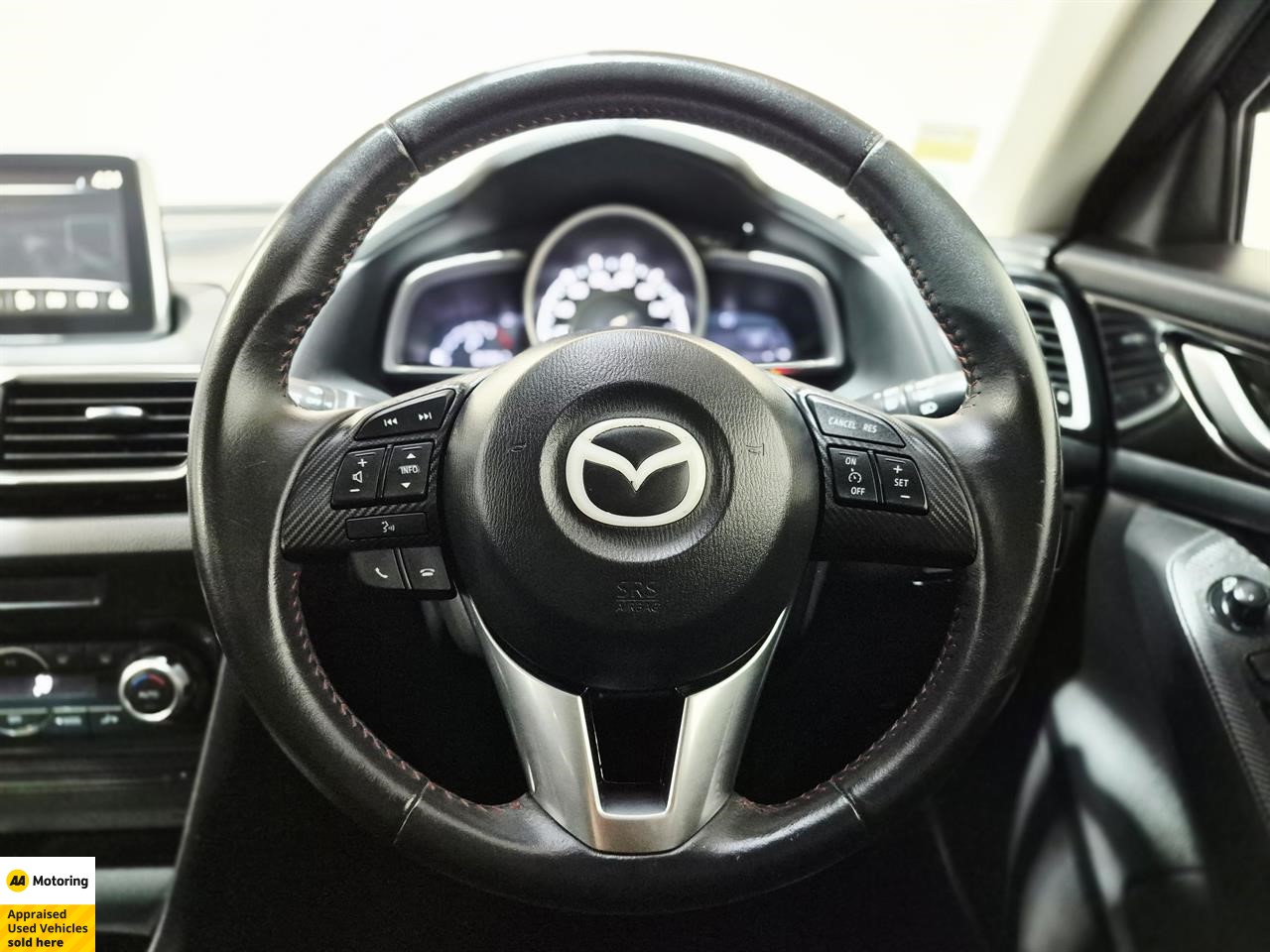 2014 Mazda Axela