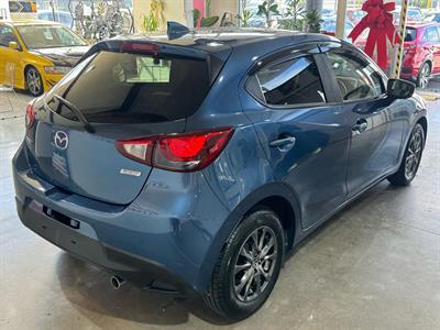 2017 Mazda Demio - Thumbnail