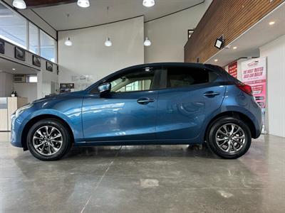 2017 Mazda Demio - Thumbnail