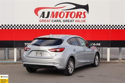 2018 Mazda Axela - Thumbnail